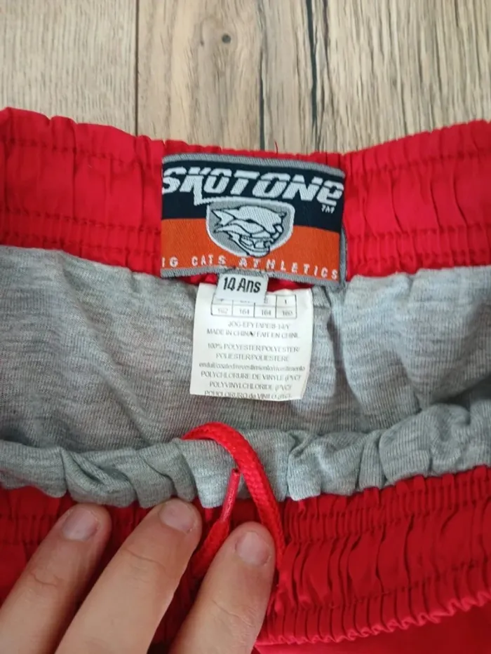 Jogging skotone rouge vintage 14 ans basket ball - photo numéro 3