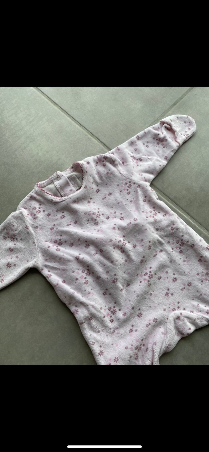 Pyjama fille à fleurs 3 mois - photo numéro 4