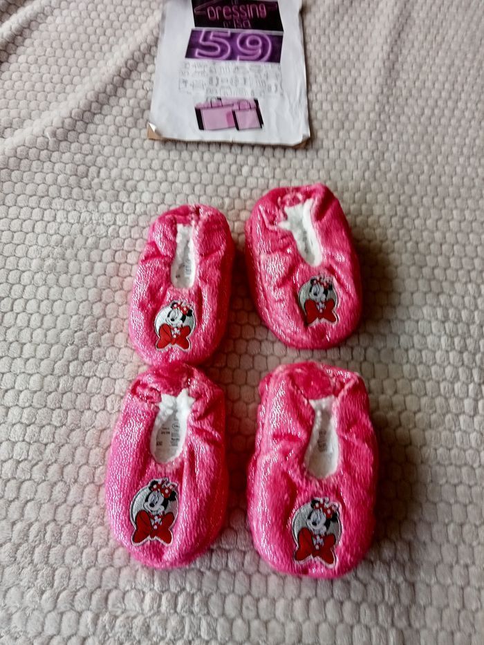 Chaussons minnie anti dérapant - photo numéro 2