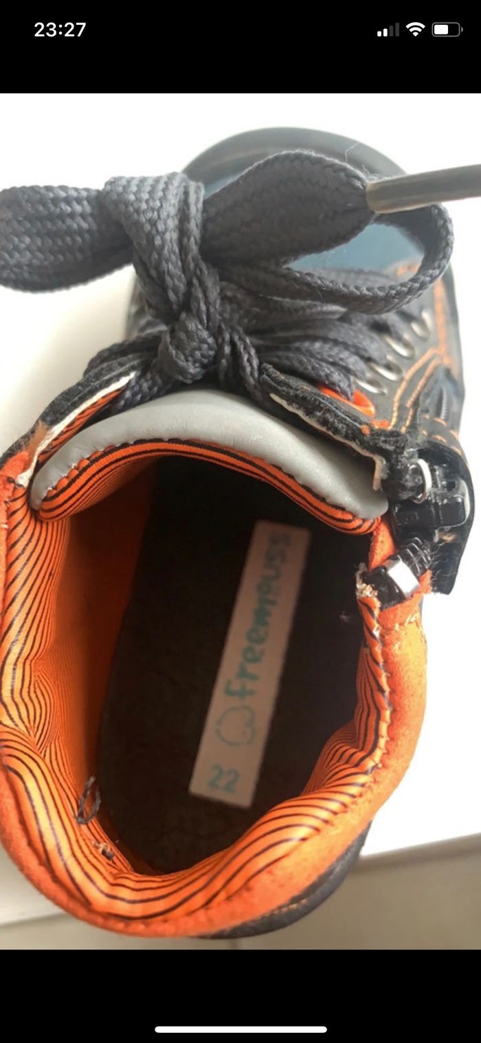 Chaussure garçon taille 22