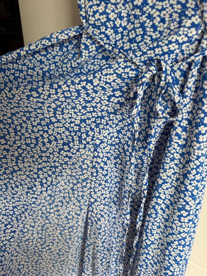 Robe portefeuille fleurit - photo numéro 3