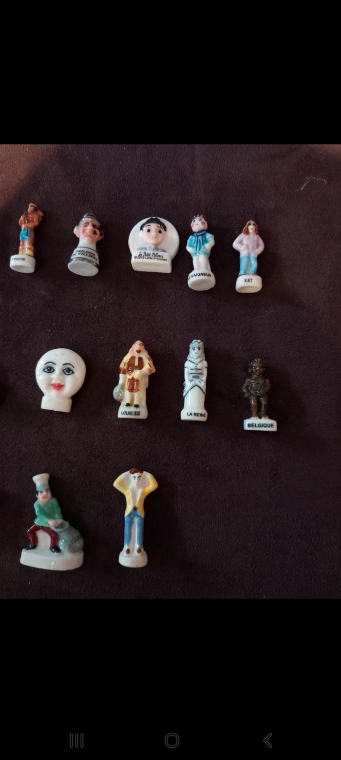Lot 17 fèves - Personnages - photo numéro 4