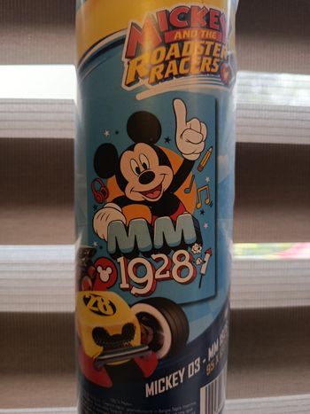 Grand tapis mickey neuve jamais déballer 