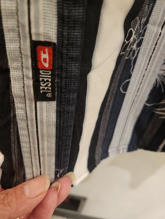 Chemise homme diesel taille M blanc bleu marine imprimé - photo numéro 3