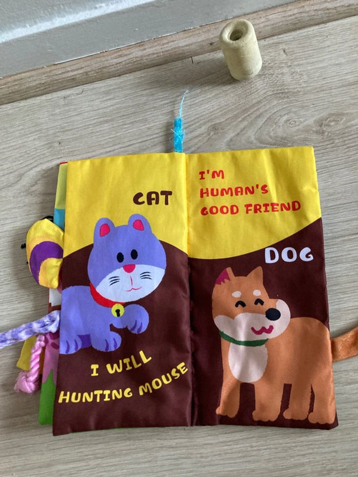 Livre en tissu - photo numéro 4