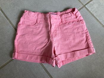 Short en jeans rose
