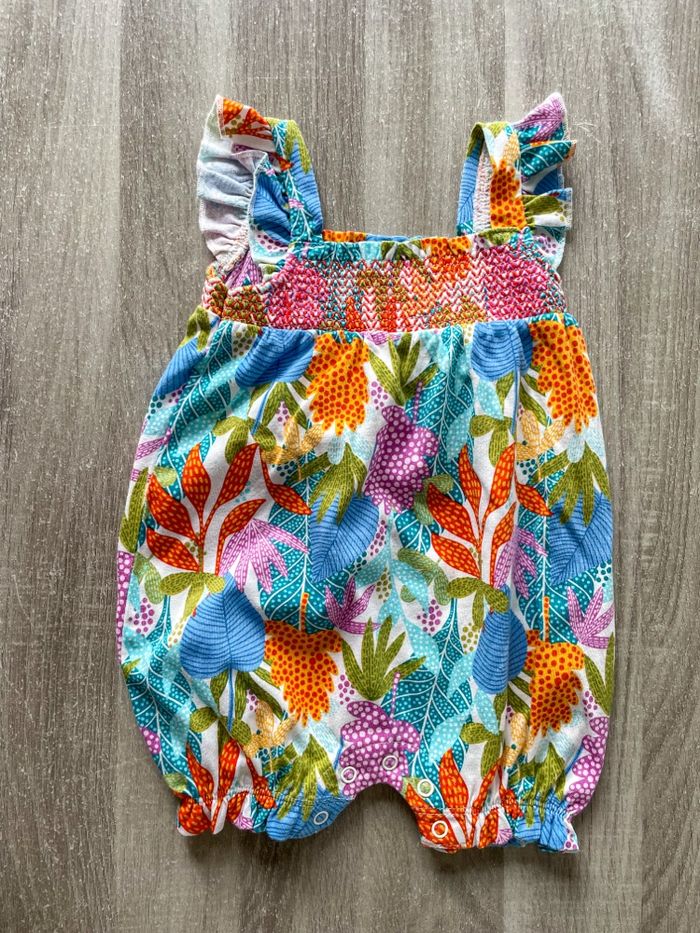 Barboteuse d’été bébé fille taille 3 mois