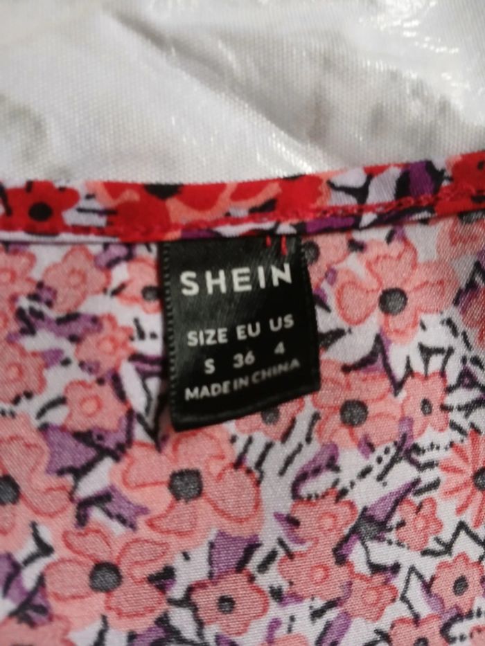 Blouse fleurie Shein taille S - photo numéro 7