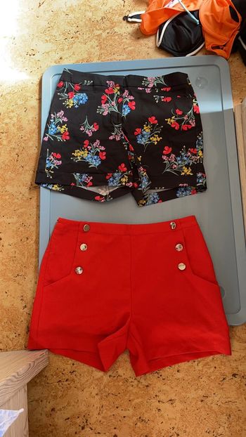 Lot De 2 jolis shorts taille 40/42
