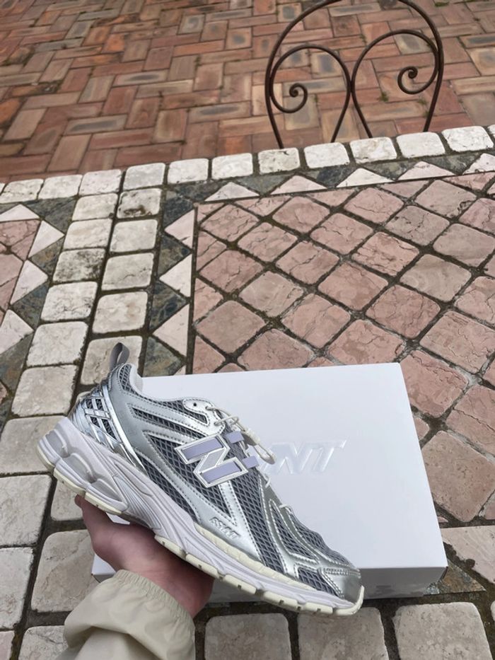 New balance 1906r The basement day chrome