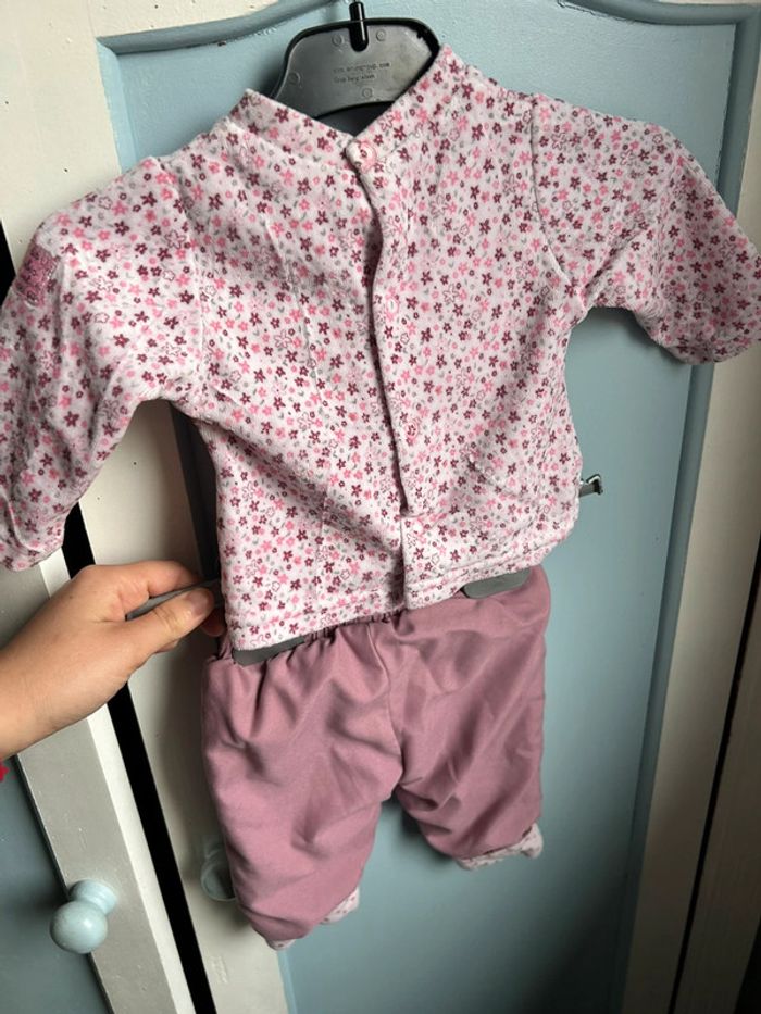 Ensemble bébé fille , 1 mois , les bébés sont comme ça - photo numéro 4