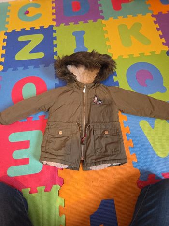 Manteau a capuche chaud 12/18 mois