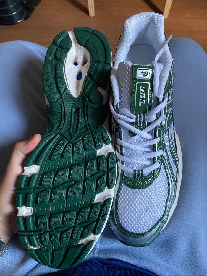 New Balance 740 vert - taille 45 - photo numéro 5