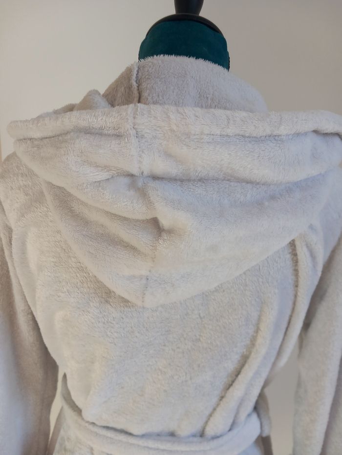 Peignoir peluche blanc avec capuche - photo numéro 5