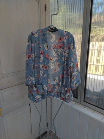 Gilet fleuri