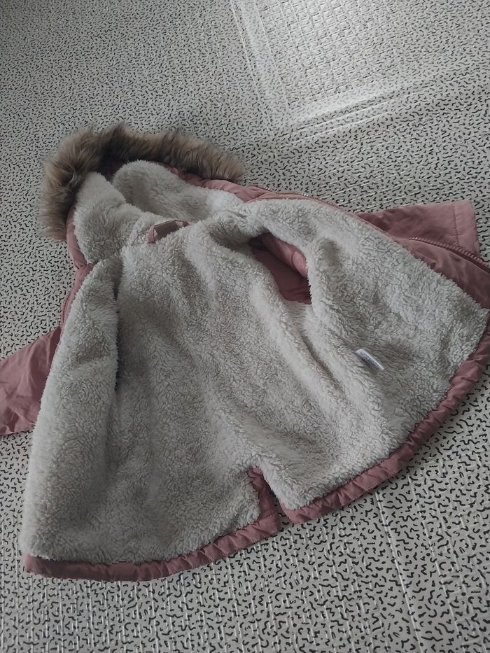 Manteau chaud rose 12M – Boîte à Malices – Doublé sherpa & capuche fourrure - photo numéro 4