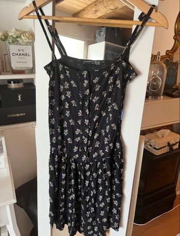 Robe courte à bretelles noire à paillons blancs Atmosphère T36 TBE 🦋