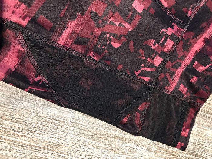 Legging sport Puma neuf XS - photo numéro 4