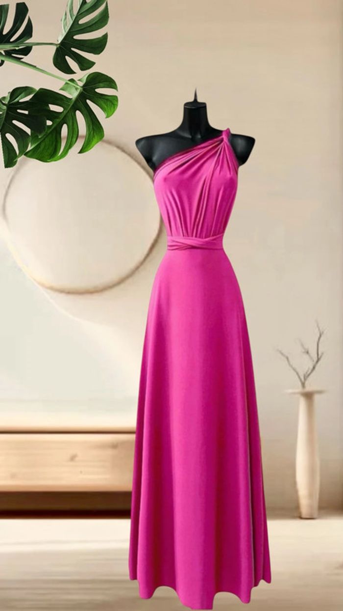 Robe fuchsia dos nu fabriquée en France