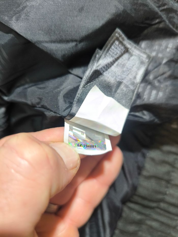 Veste the North face a capuche, taille M, noir a pois blanc, très bon état, - photo numéro 6