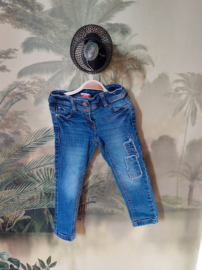 Lot jeans 18- 24 mois - photo numéro 4