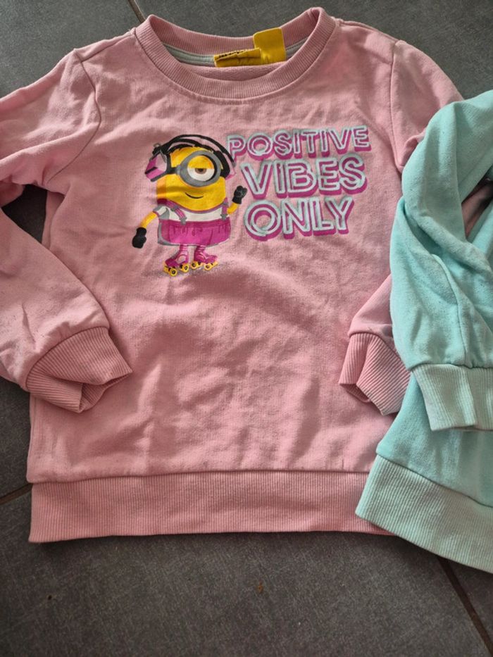 Lot de 2 pull Minions - photo numéro 3