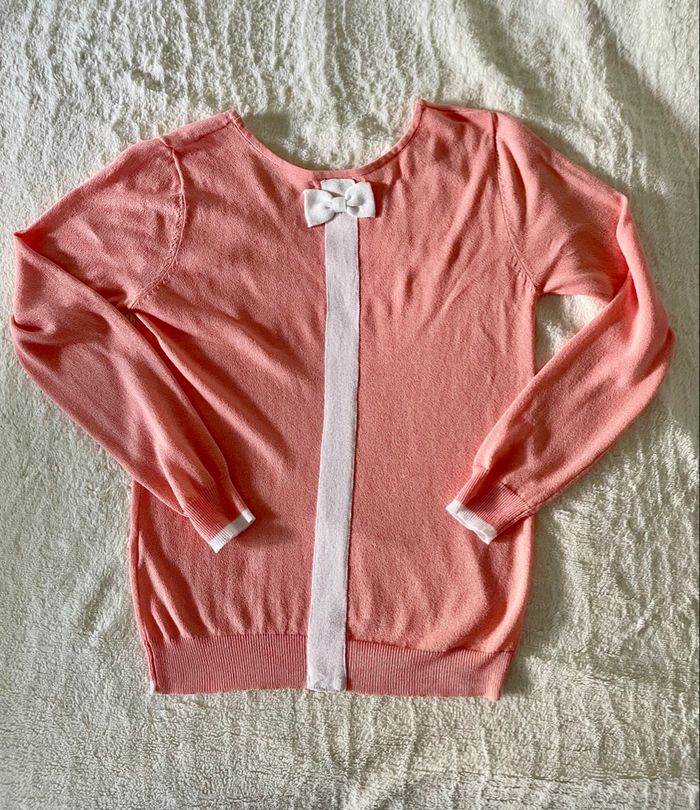 Pull léger rose corail et noeud blanc - photo numéro 1