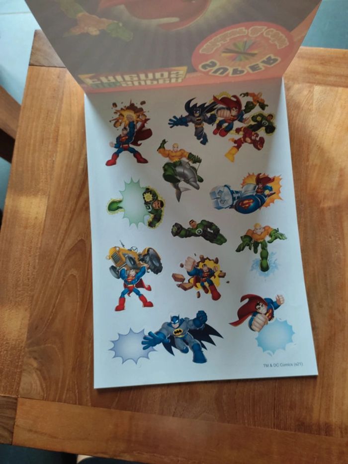 Livret de dessins . Neuf avec stickers - photo numéro 4