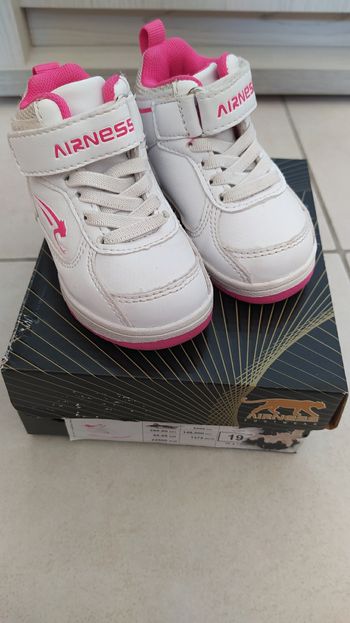 Baskets Airness fille pointure 19