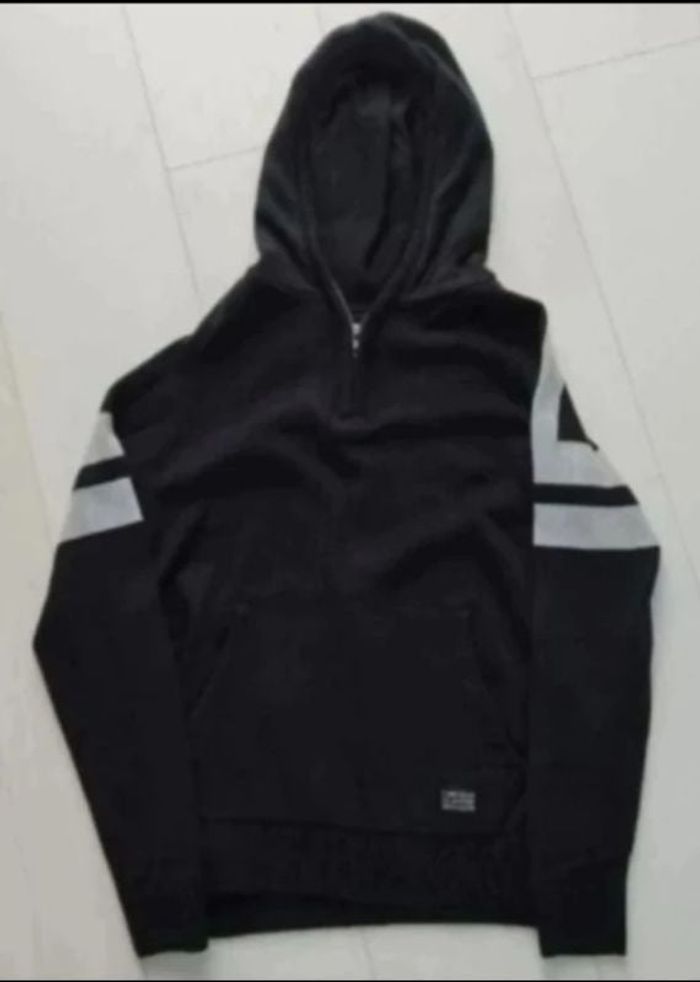 Pull à capuche 10-12 ans