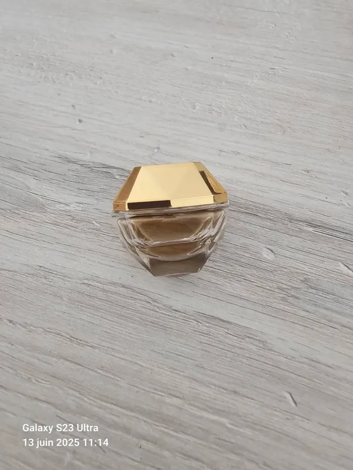 Lot miniatures parfum - photo numéro 4