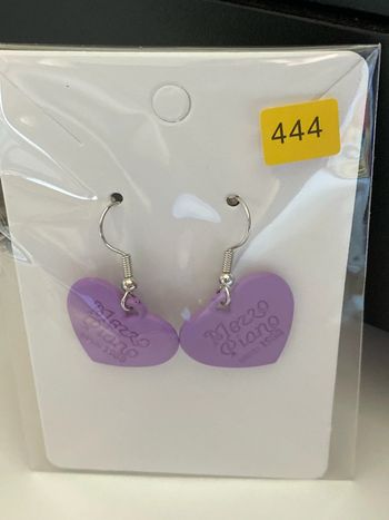 Boucle d’oreille cœur violet