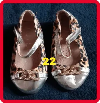 Ballerine  argenté motif noir marron Jili  Pointure 22