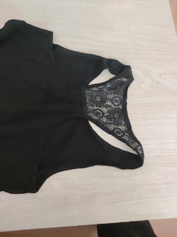 Débardeur dos dentelle noire excuse 12 ans