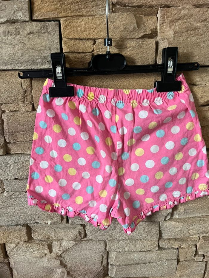 Short 7 ans neuf - photo numéro 3