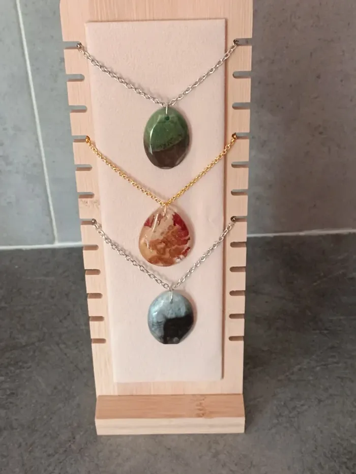 Colliers avec pendentif