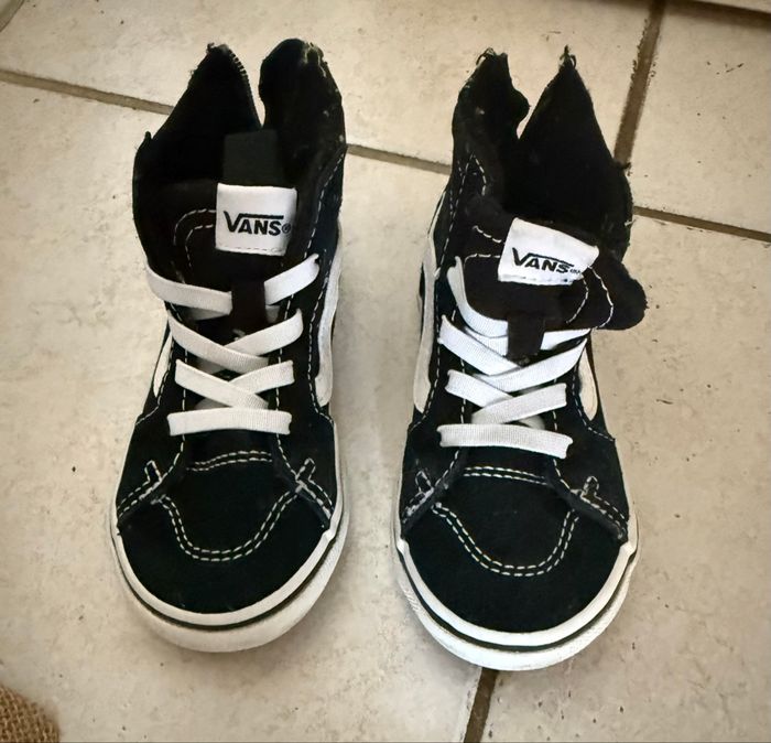 Vans taille 24 - photo numéro 2