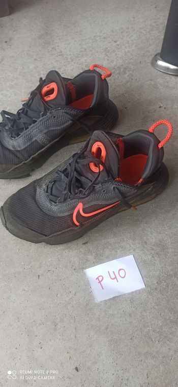 Baskets Nike p. 40