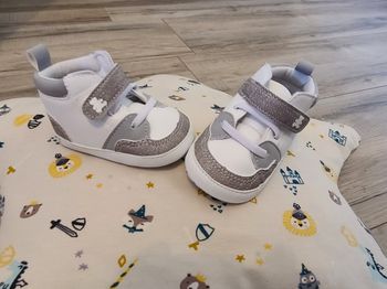 Chaussure lulu castagnette 3/6mois