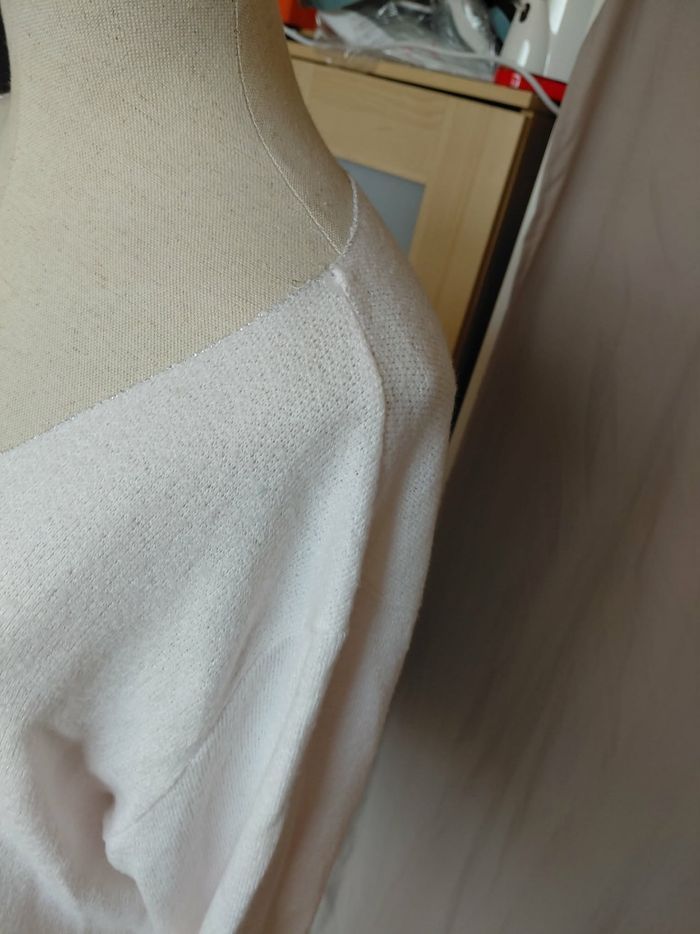 Très beau pull femme T U - photo numéro 3