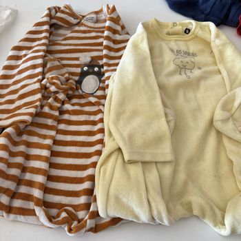 Lot 2 body pyjama