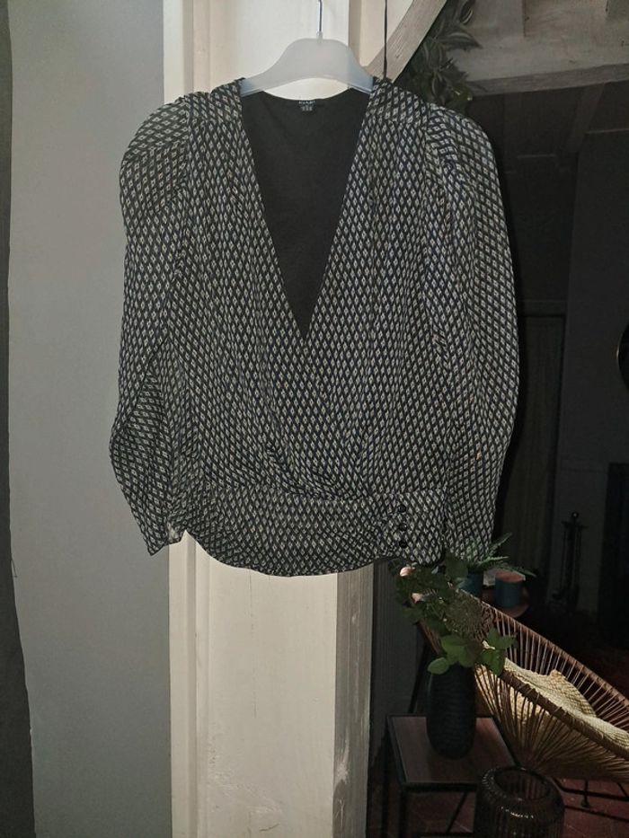 Blouse de la marque Kiabi taille M