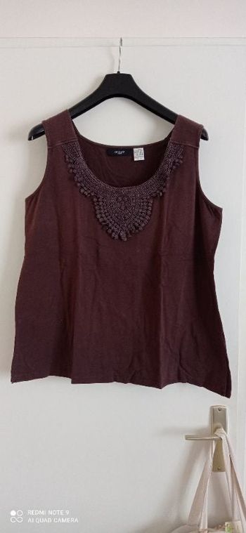 Débardeur avec broderie