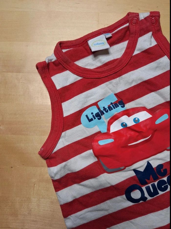 T-shirt manches courtes pour Garçon taille 24 mois Marque Disney très bon état - photo numéro 2