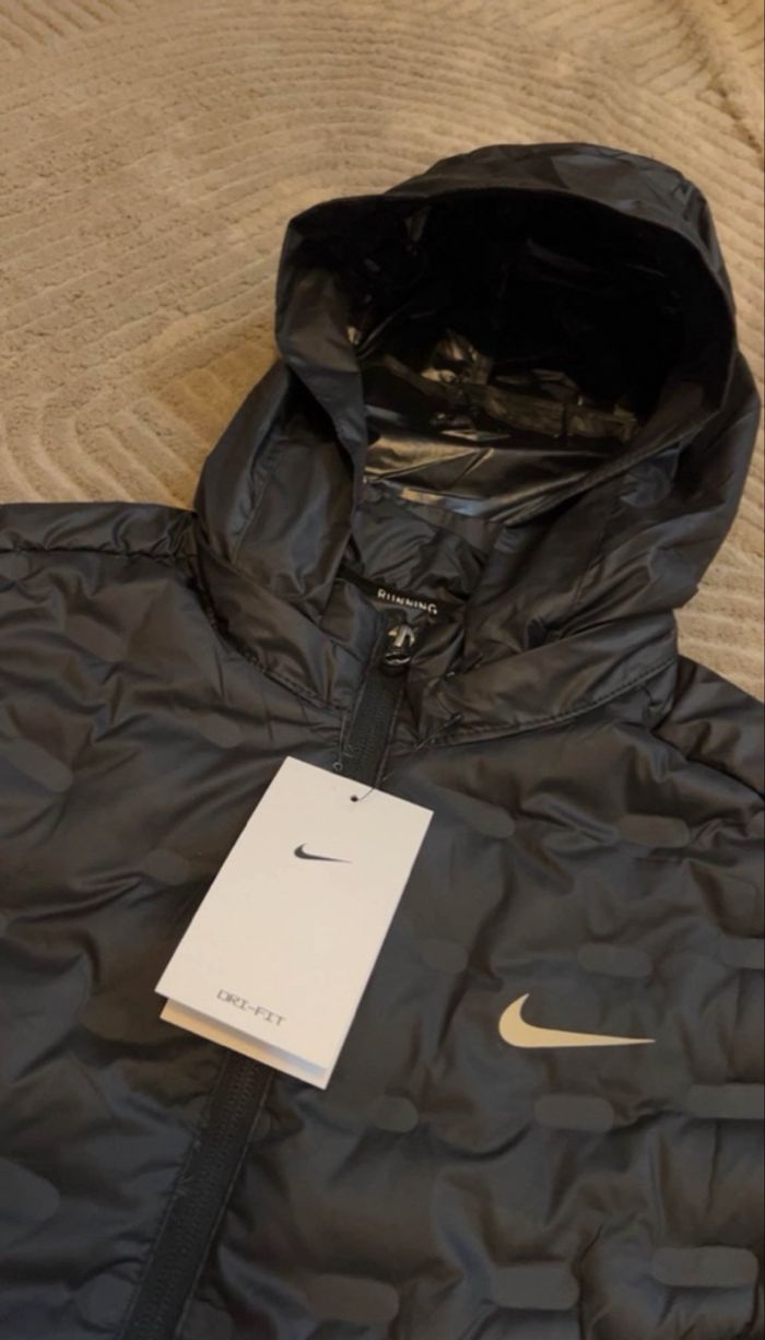 Veste Nike - photo numéro 3