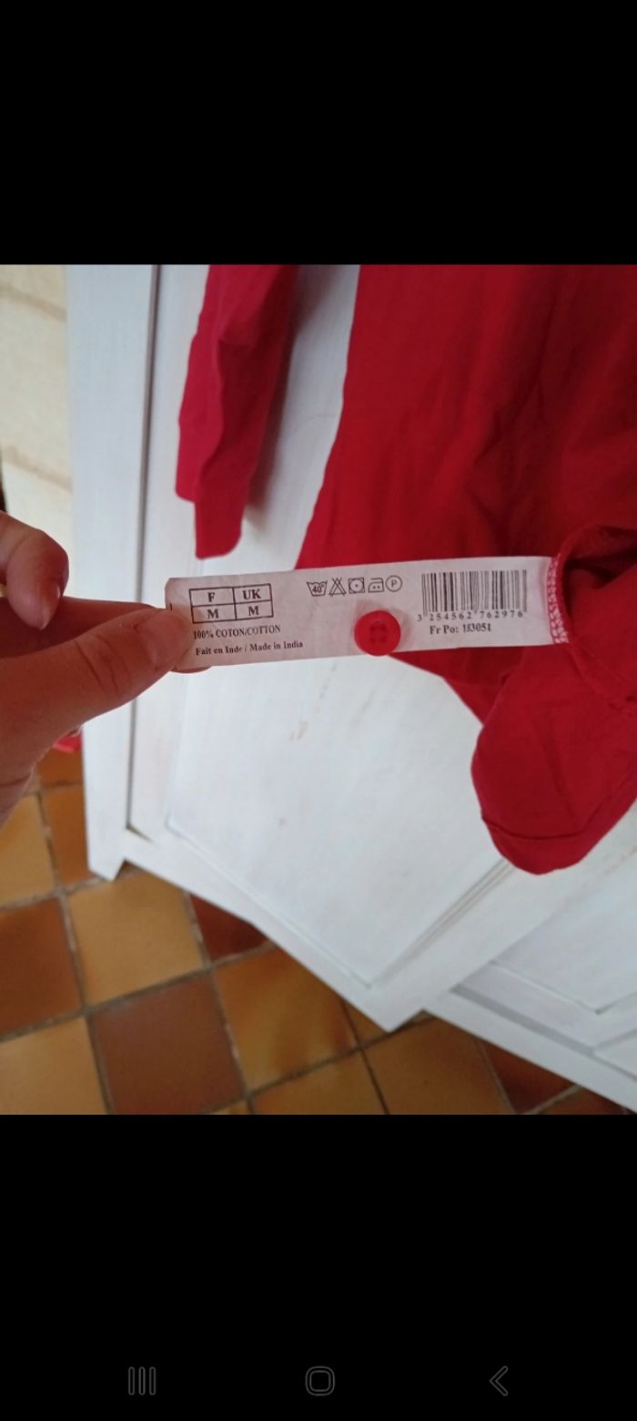 Polo rouge - photo numéro 4