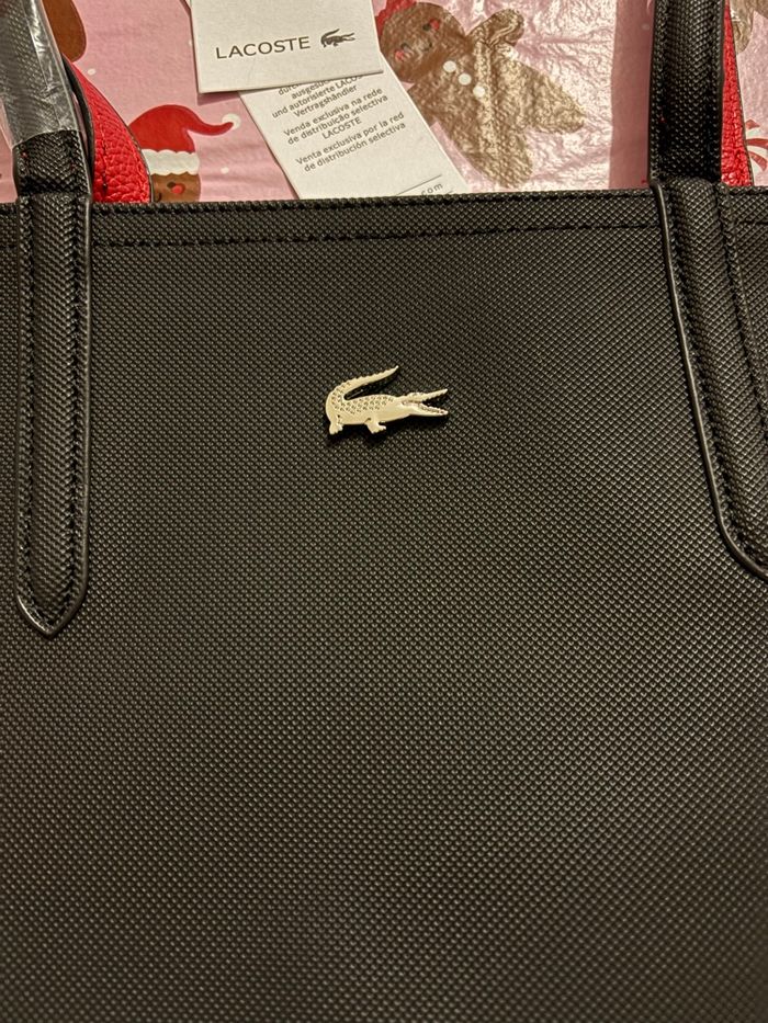 ✨ Superbe Sac Lacoste + Pochette – Neufs ✨ - photo numéro 3