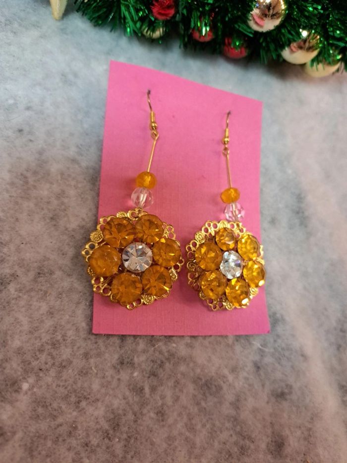 Boucles d'oreilles pendante strass orange - photo numéro 5