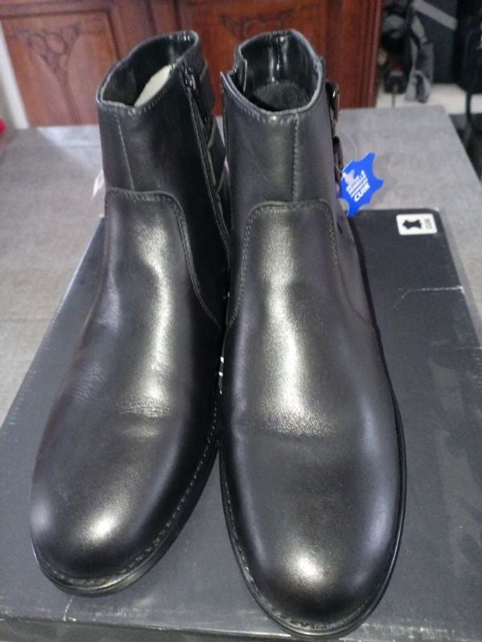 Paire de bottines 3
