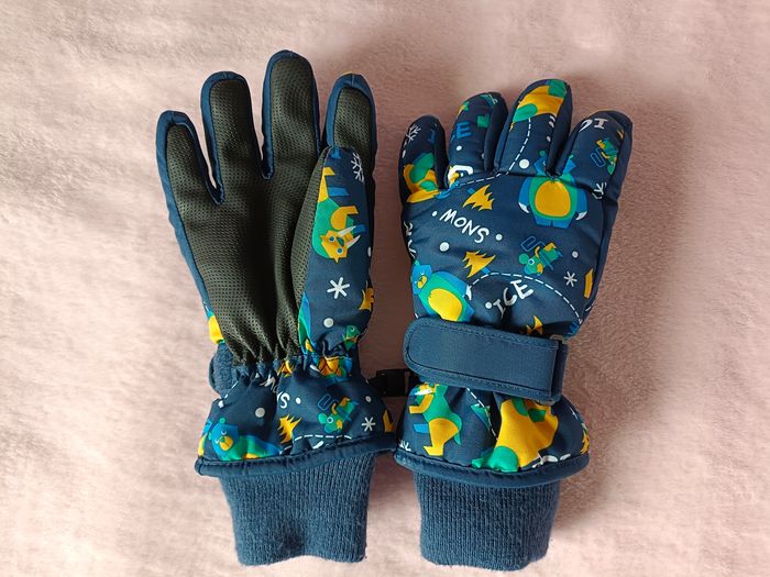 Gants de ski pour enfant taille M de 8-11 ans neufs - photo numéro 10
